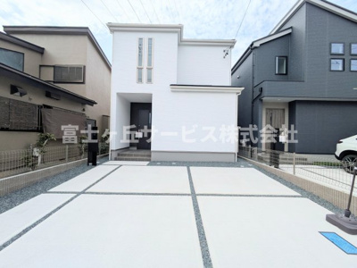 【外観】 | 浜松市中央区萩丘4丁目 3期 新築一戸建て 2号棟 | 外観です