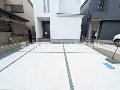 【駐車場】 | 浜松市中央区萩丘4丁目 3期 新築一戸建て 2号棟 | ２台駐車可能です