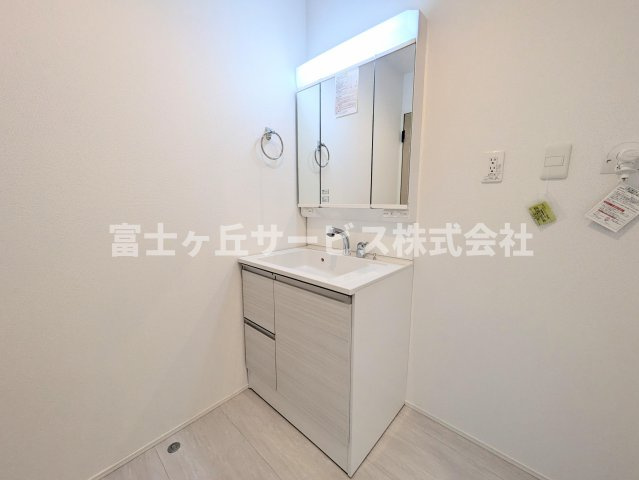 【独立洗面台】 | 磐田市池田 3期 新築一戸建て | 独立洗面台です