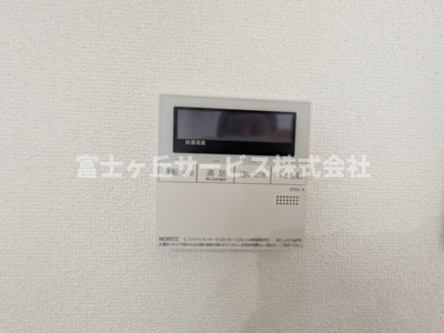 【発電・温水設備】 | 磐田市池田 3期 新築一戸建て | 温水設備です