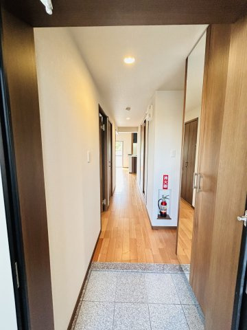 メゾンド松風の玄関