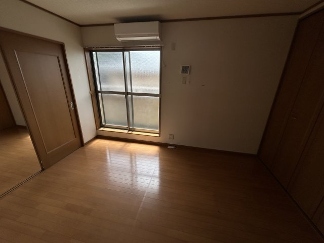 【洋室】 | ドエルサンコートⅡ