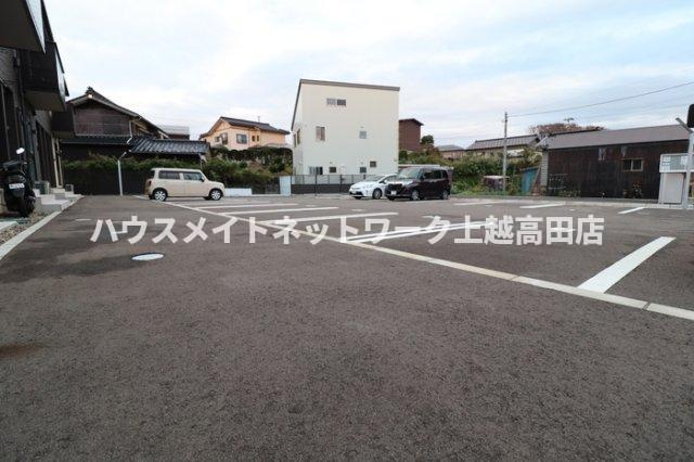 ラ・プラージュの駐車場|駐車場