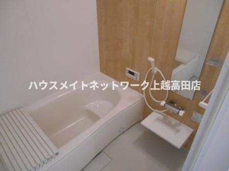 ラ・プラージュの浴室|追焚機能付