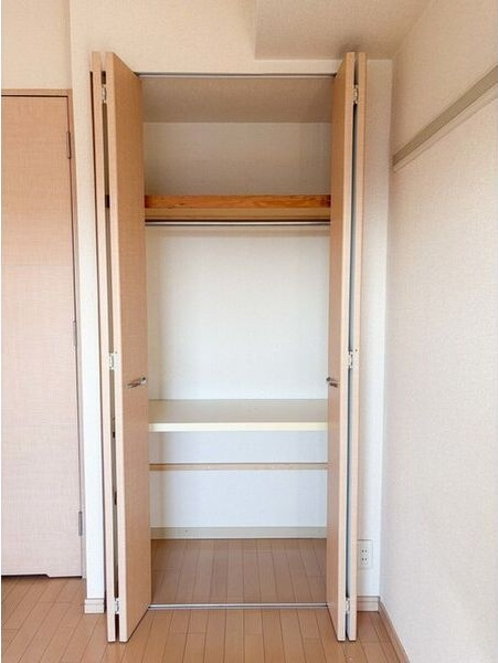 プレサンス新栄デコールの収納