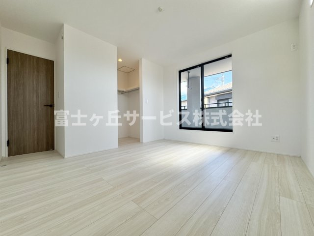 【寝室】 | 島田市金谷泉町 新築一戸建て 1号棟 | 落ち着いて過ごせる寝室です
