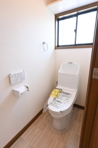【トイレ】 | 太田市由良町　中古住宅 | ２階トイレ