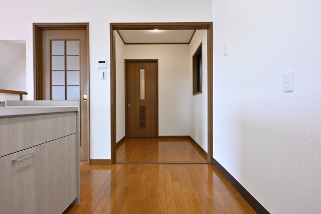 【キッチン】 | 太田市由良町　中古住宅 | 水回りが一直線で家事効率の良い間取りです。