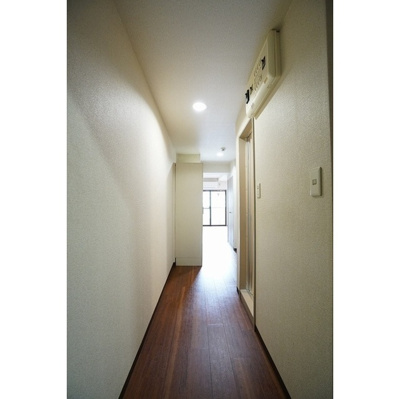 【玄関】 | 宮崎ビル | 廊下