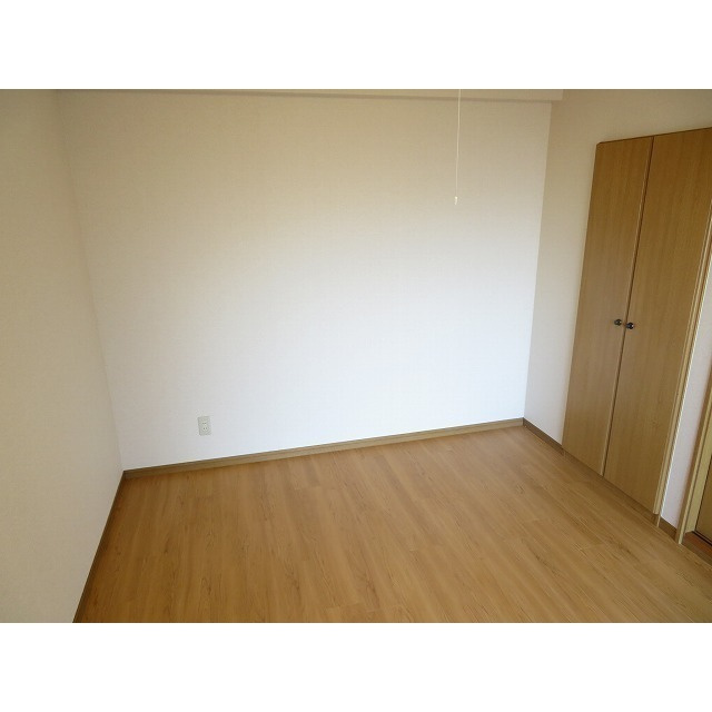 ハイツヤスハラの居間・リビング|DK