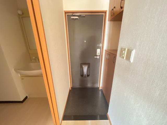 ヒーリングカーサＢの玄関|玄関