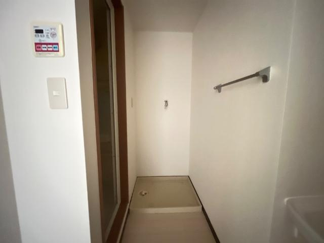 ヒーリングカーサＢのその他|洗濯機置場