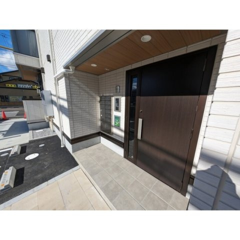 D-ROOM茜部中島　A棟のエントランス|お問い合わせは美濃善不動産駅前店へ！