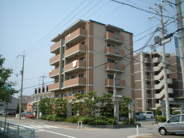ソレアード門前