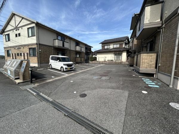 【駐車場】 | パストラルＫ　A棟