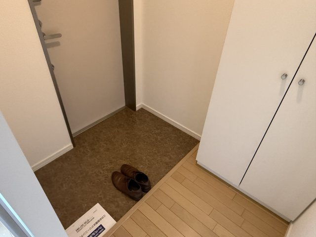 メゾンクレールの玄関