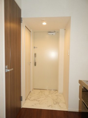 サン　ウォーム　ニチダンの玄関