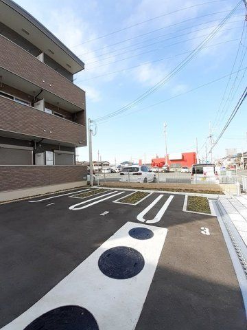 グラン　フルーツの駐車場