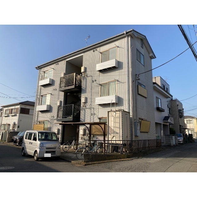 アトリエクレヨンハウス