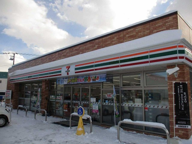 レオパレスクローバーの周辺