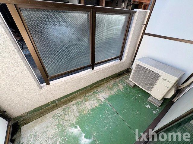 アーバンハイツのバルコニー|外からの目が気にならないバルコニーで洗濯物が干せます