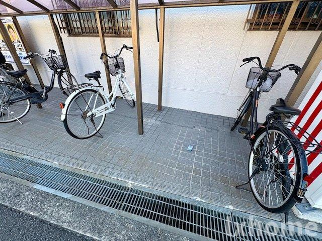 アーバンハイツのエントランス|建物の内部です