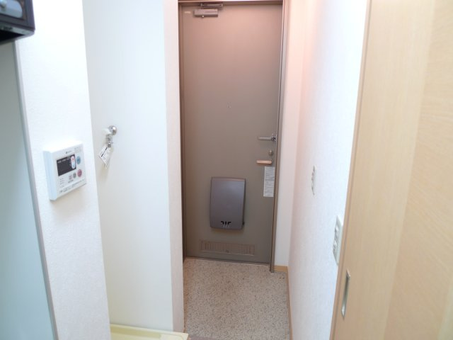 クラージェ津田沼の玄関