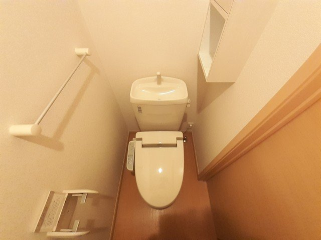アッシュ６　Ｂのトイレ|清潔感のあるトイレです