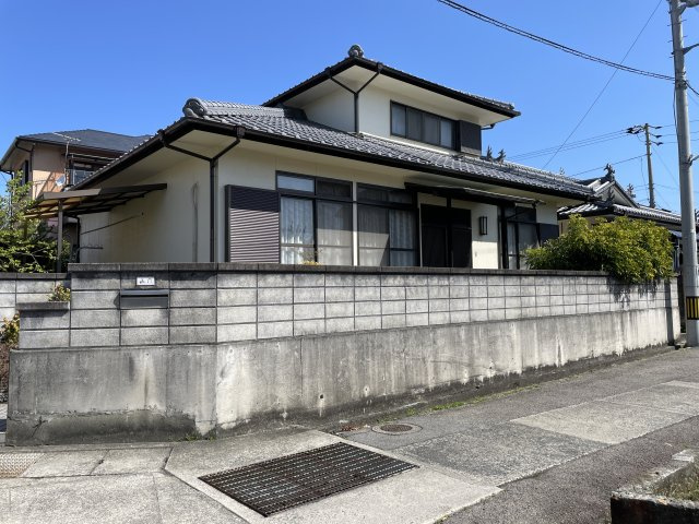 新須賀町4丁目　中古住宅