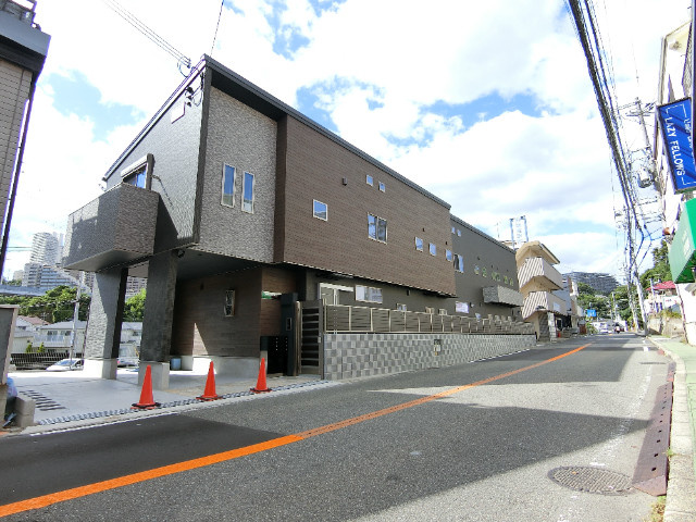 サンウィング妙法寺の外観