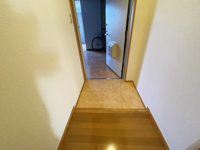 ロイヤル新本町の玄関
