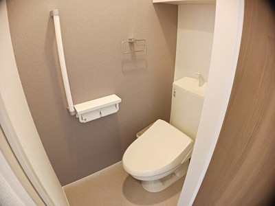 【トイレ】 | ロジュマンⅢ | コンパクトで使いやすいトイレです