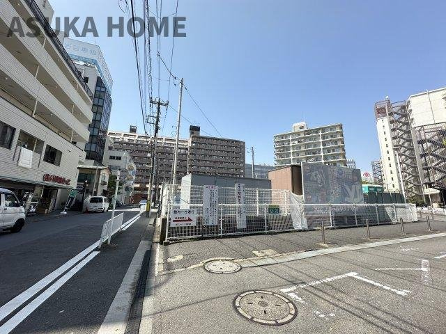 モンテベルデ横浜の外観|仕事帰りの飲食店探しも種類豊富！近くにスーパーも有り日常生活も送りやすい立地です。