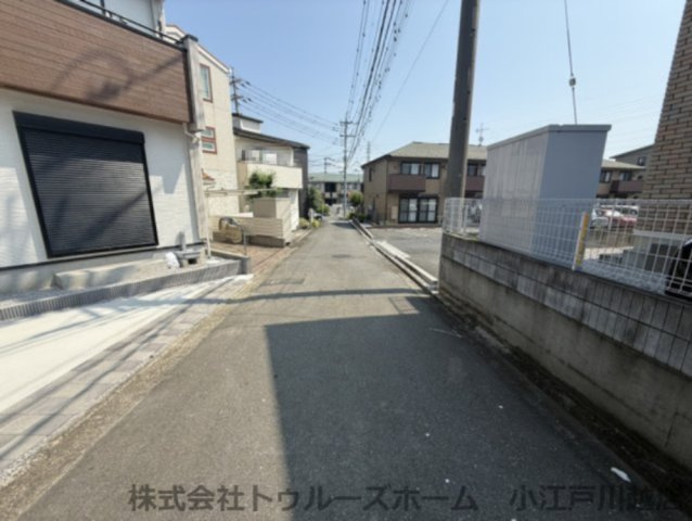 【前面道路含む現地写真】 | 川越市小仙波町二丁目　新築戸建