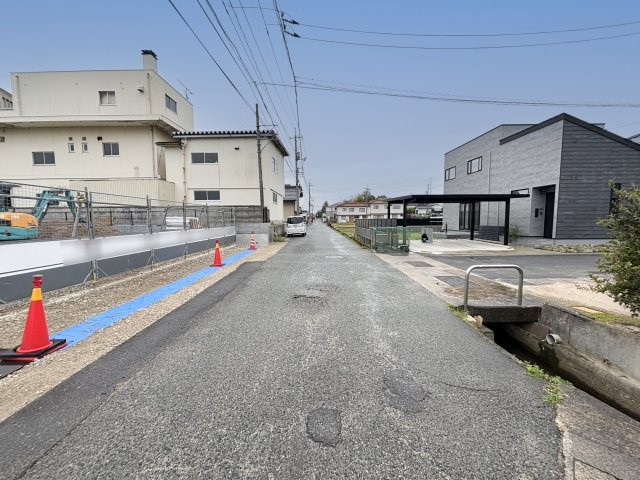 ブレッザ　フェリーチェの周辺