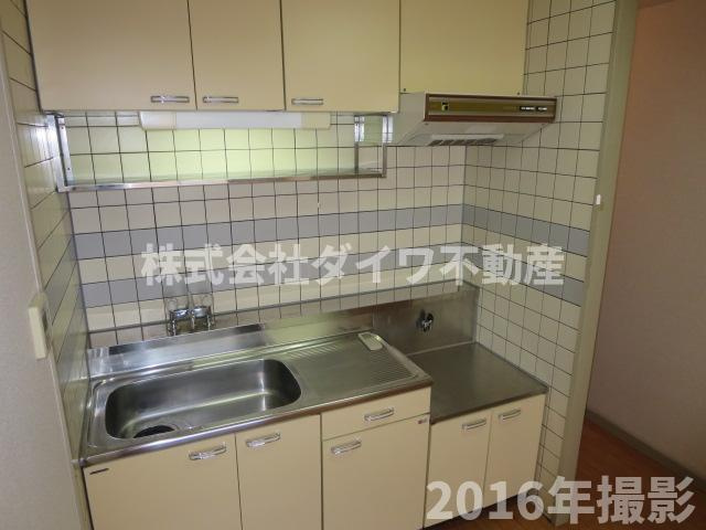 ステープル六供のキッチン