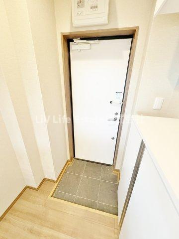 シエスタヴィラ小平ブリックハウスの玄関