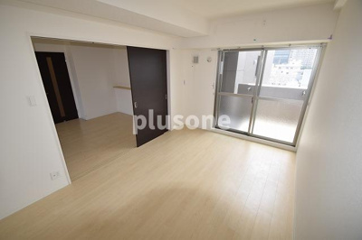 【居間・リビング】 | デセンテ北梅田