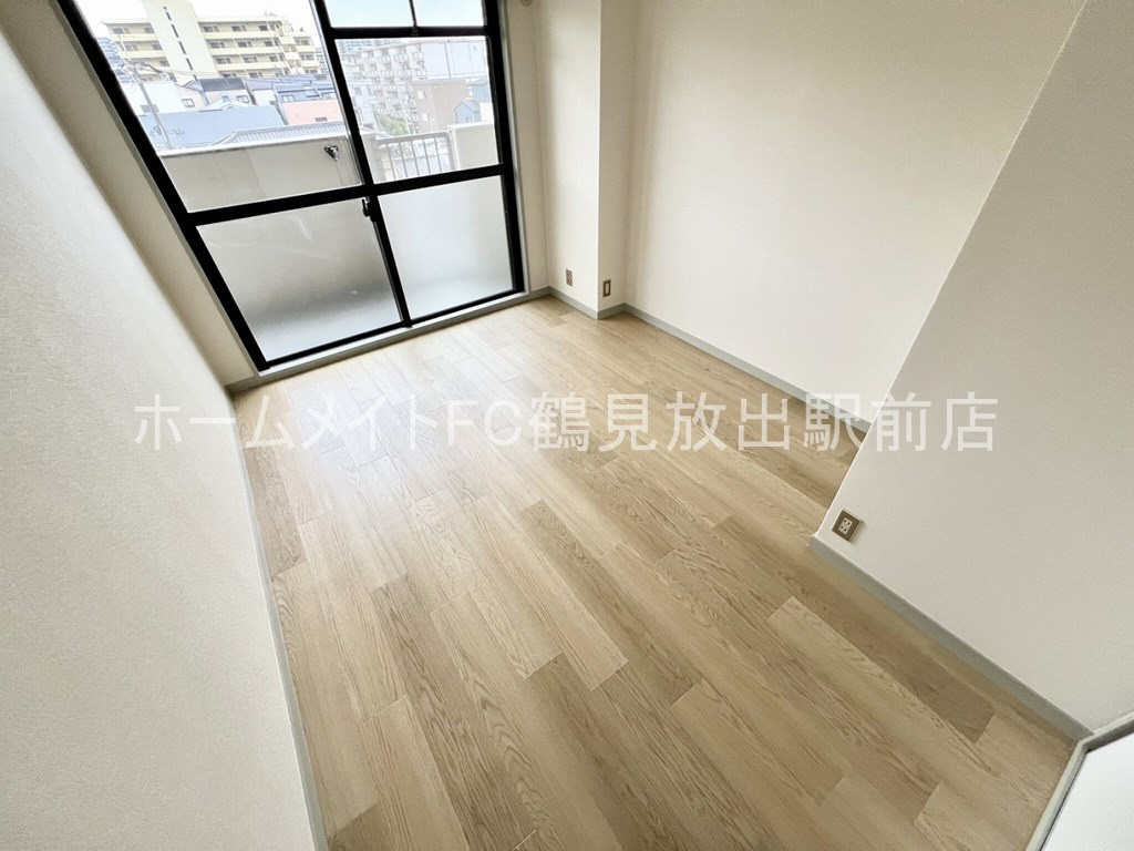 大阪市鶴見区横堤３丁目の賃貸マンションの洋室