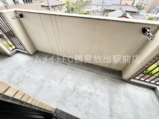 大阪市鶴見区横堤３丁目の賃貸マンションのバルコニー