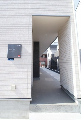 川崎市麻生区片平３丁目のアパートのロビー