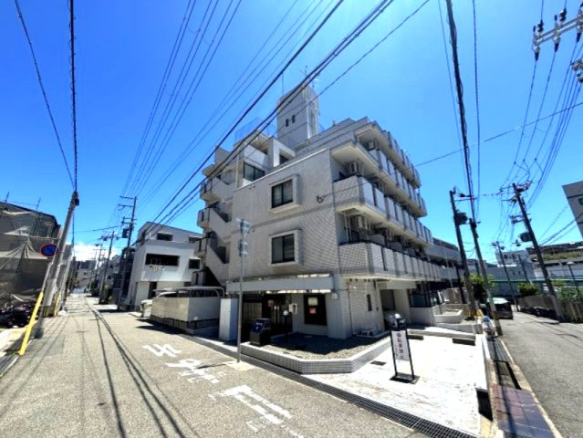 アルテハイム灘の外観