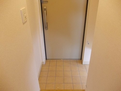 カーサ　イーグレットの玄関