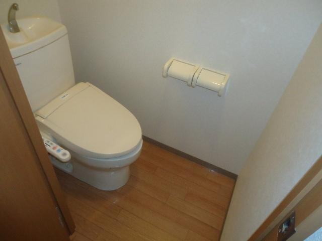 リヴィエールのトイレ|シャワー付トイレ
