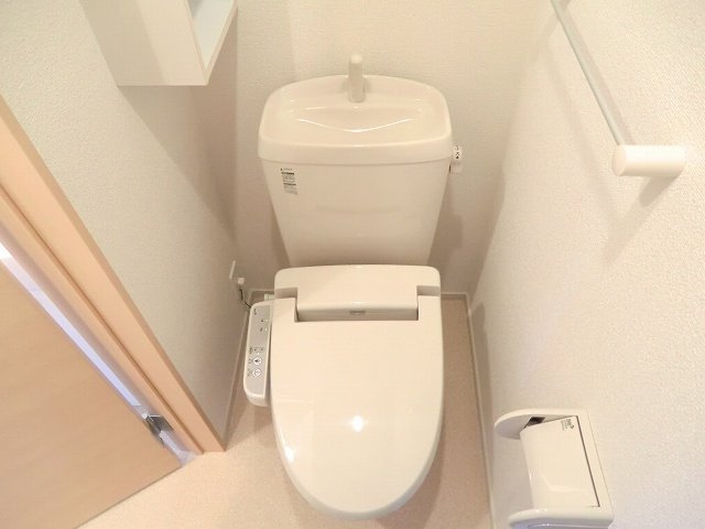 アン・グランジェのトイレ