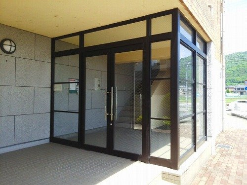 サニーガーデンⅡのエントランス