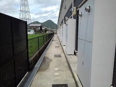 レオネクストＭＡＫＩの玄関|玄関