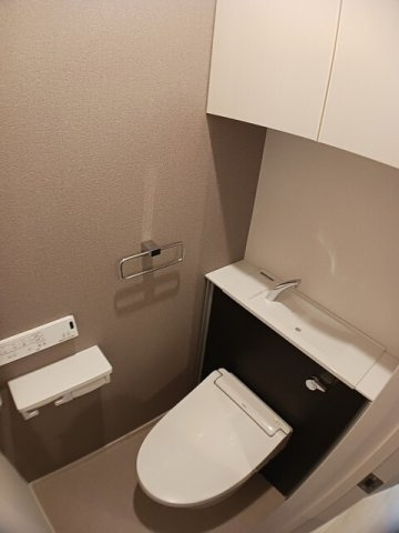 【トイレ】 | ベルフラワー | 落ち着いた色調のトイレです