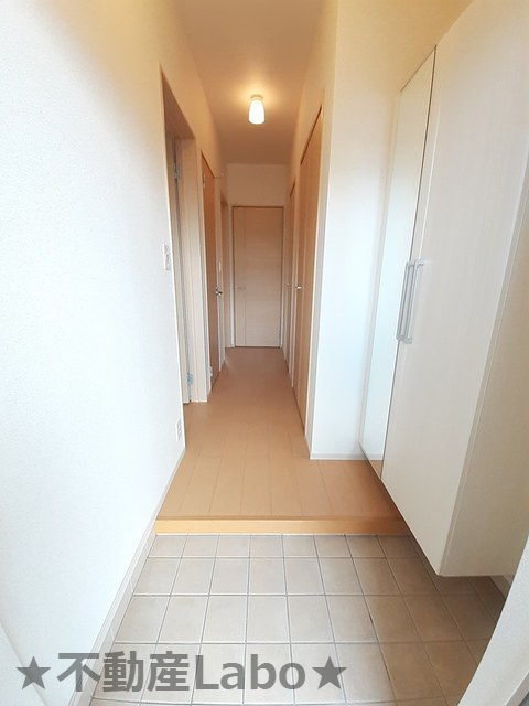 カーサセレーノAの玄関