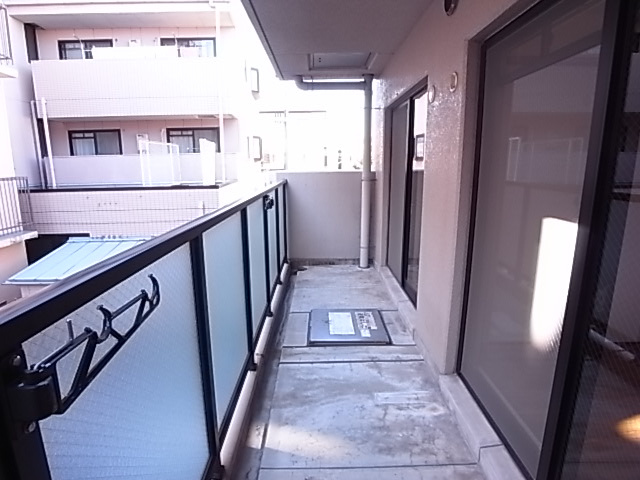 フォレスト星陵台のバルコニー|ひろーいバルコニー♪